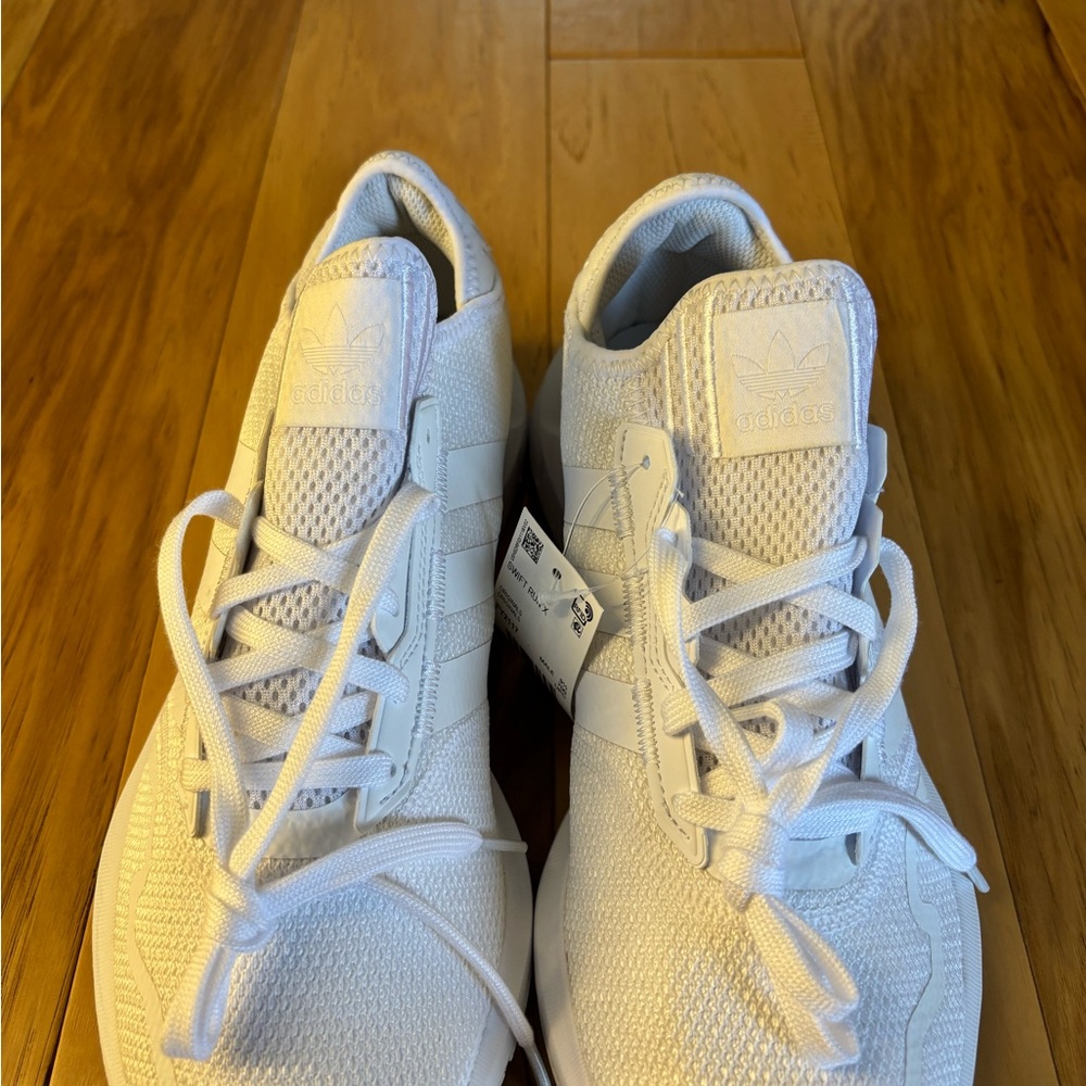 Adidas Swift Run X